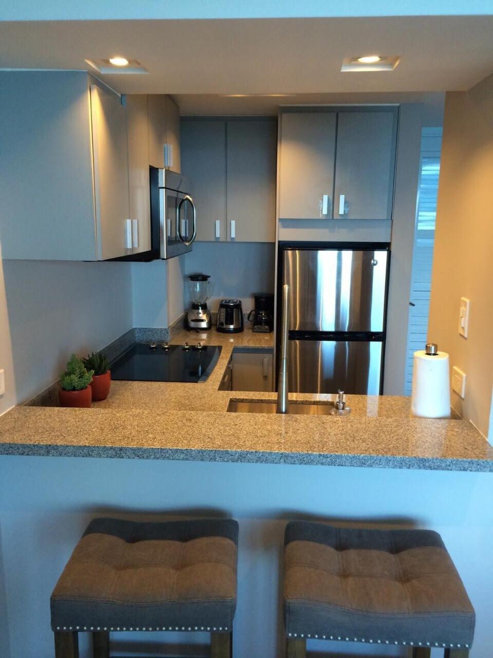 Enchanted 17 Jewel Beachfront Luquillo -Pool Екстер'єр фото