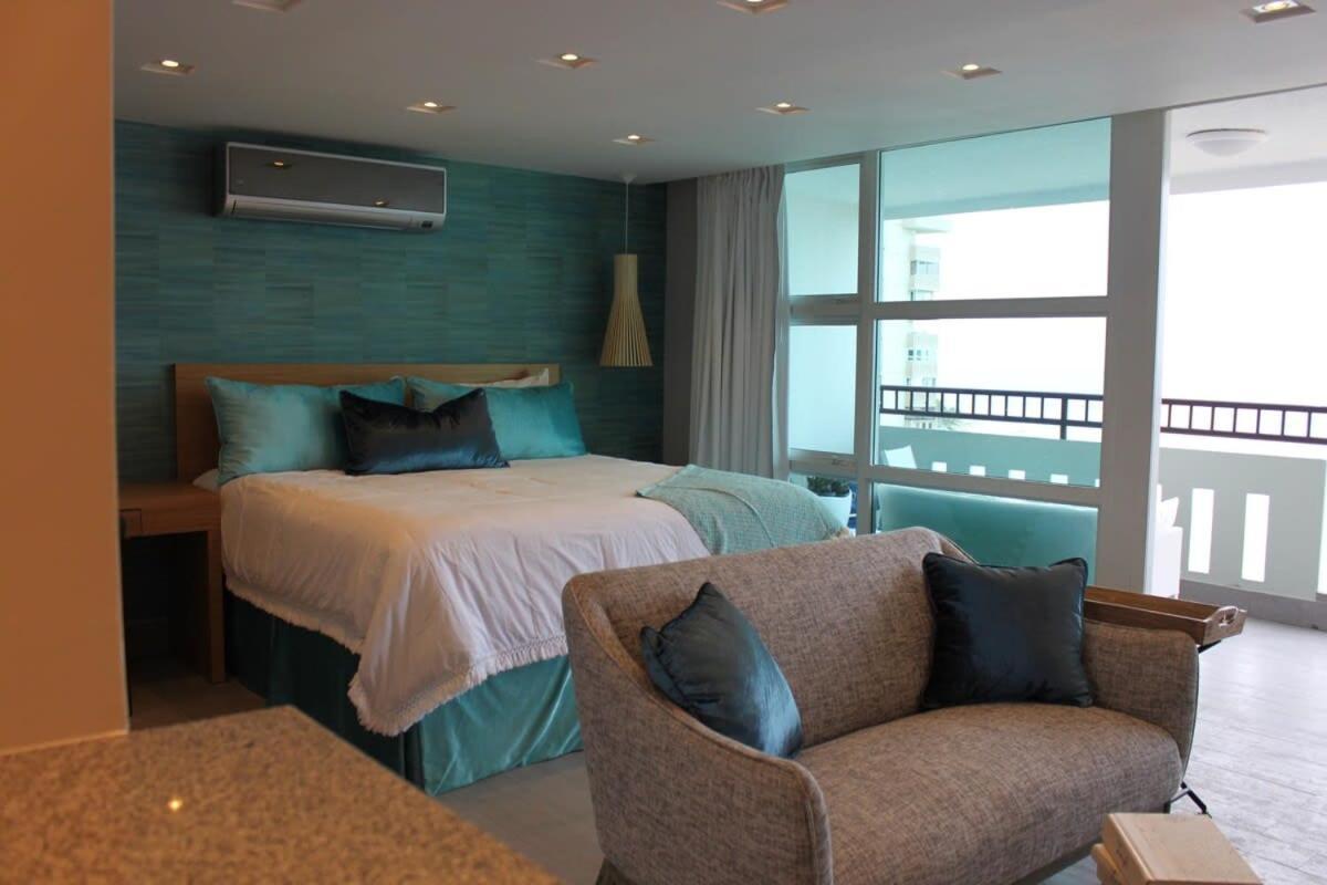 Enchanted 17 Jewel Beachfront Luquillo -Pool Екстер'єр фото